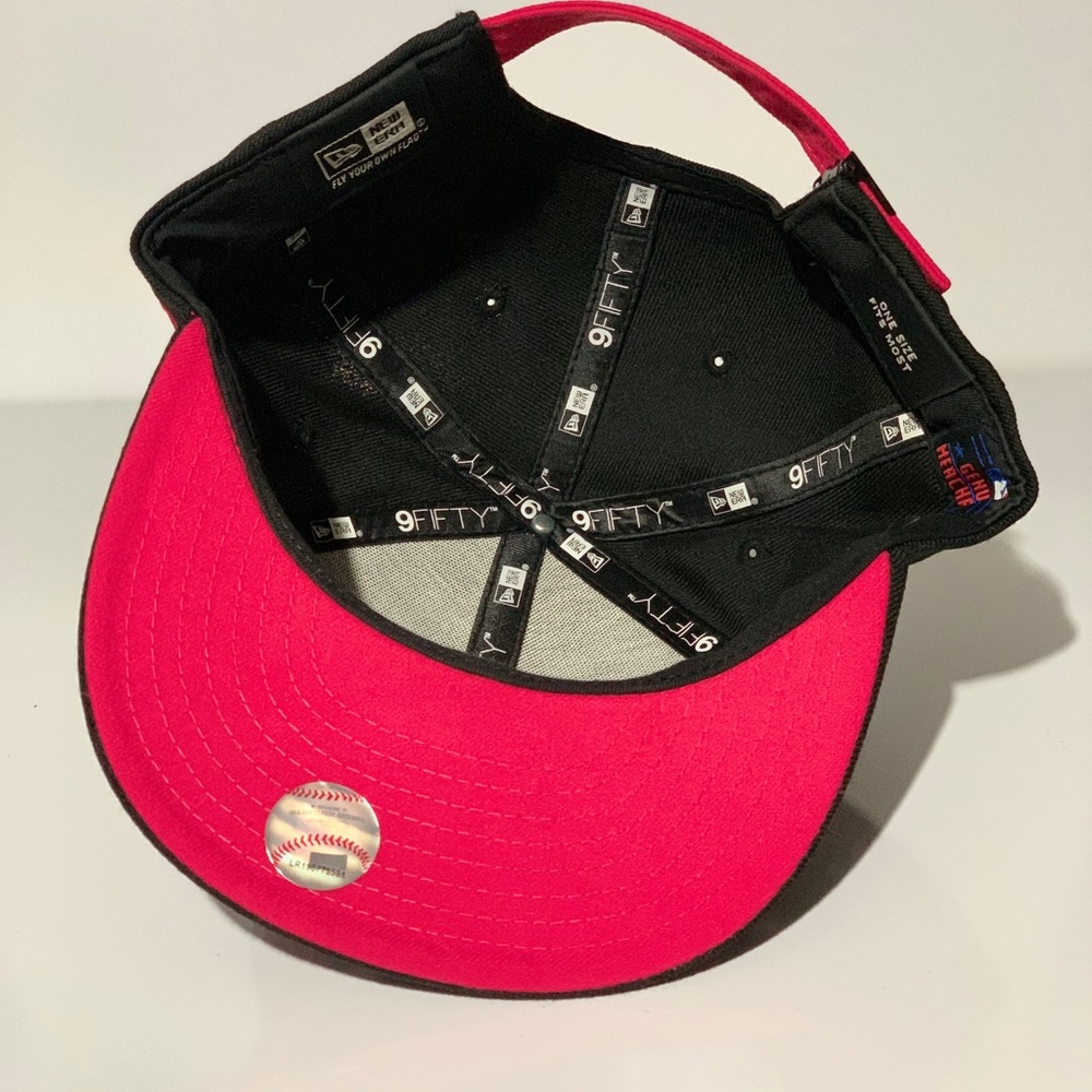 New Era Phillies Strapback - Picture 2 of 4